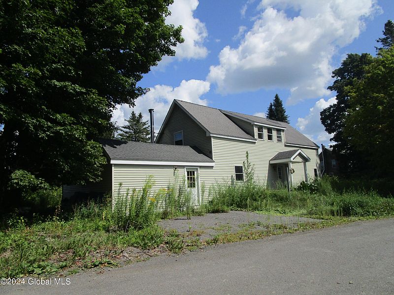 2nd image of 125 Hogsback Road