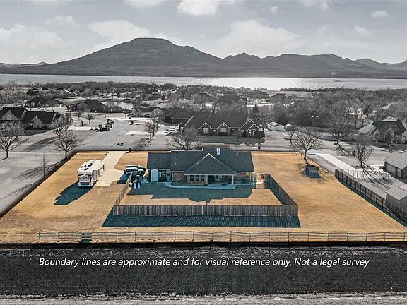 2nd image of 16 NW Eagle Mountain Rd