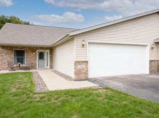 1614 Stacy Ln, Fort Atkinson, WI 53538