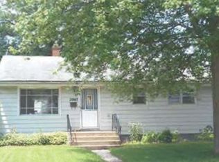 2943 Woodrow Ave, Michigan City, IN