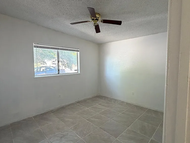 12708 Cloudview Ave NE — Photo 13