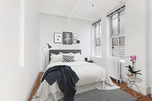 Sold by Corcoran | media 19