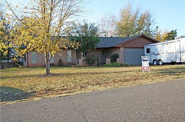 1st image of 1712 E Cottonwood Ter