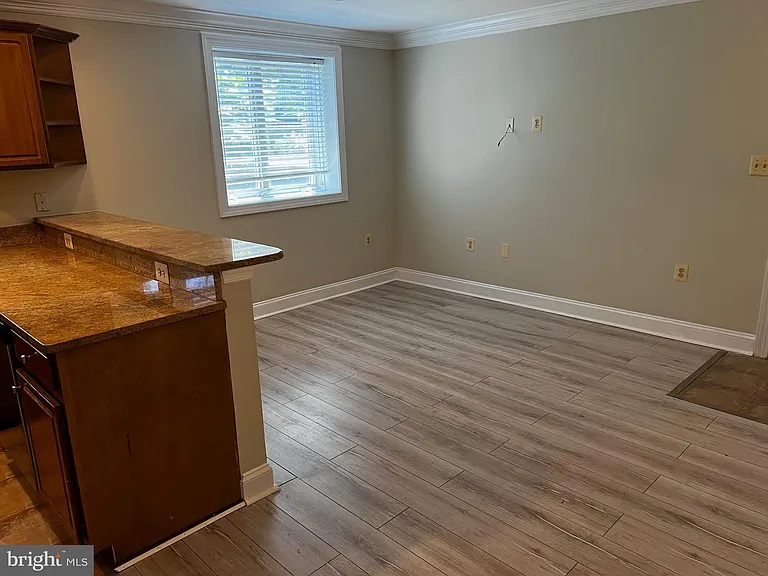 1219 Oronoco St #101 — Photo 6
