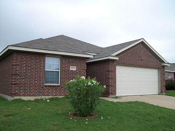 2nd image of 2813 Lonesome Dove Ln