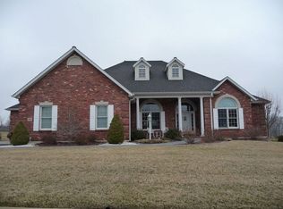 819 Ridge Rd, Waterloo, IL 62298