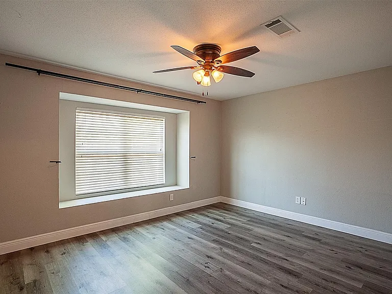 1171 Park Meadow Dr — Photo 13