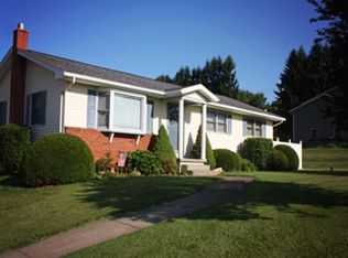 4217 Bloomingrove Rd, Williamsport, PA 17701
