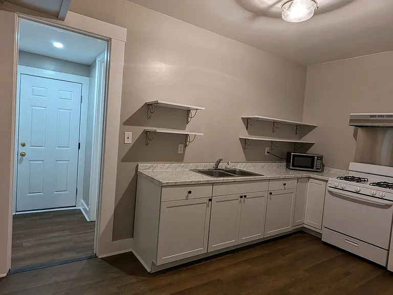 4619 Southern Pkwy #3 — Photo 12