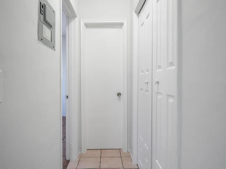 6650 Miller Dr #20 — Photo 14