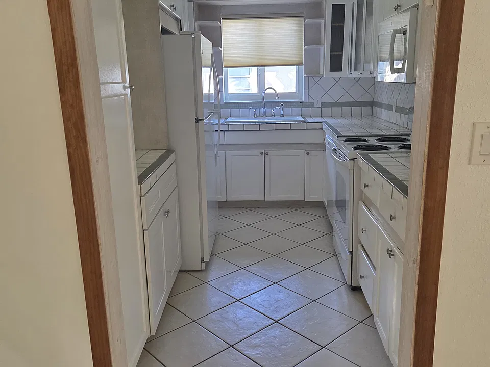 80 Park Dr #5