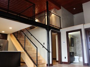 611-615 Sycamore St #103, Waterloo, IA 50703