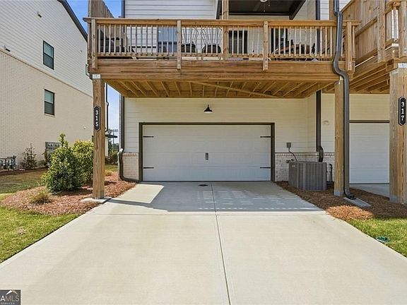 3rd image of 315 Sammon Way