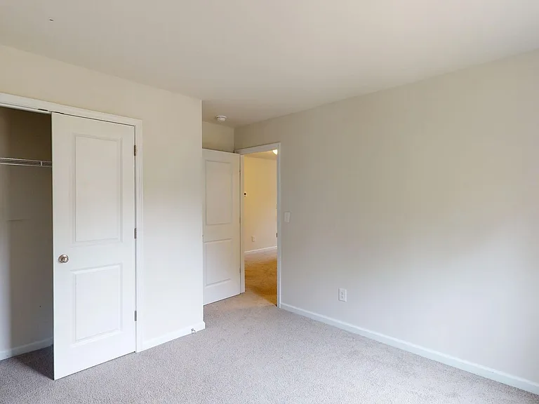 103 Taylor Made Dr — Photo 12