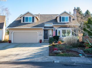 13090 SW Laurmont Dr, Tigard, OR 97223