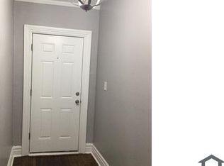 111 E 45th St #1, Chicago, IL 60653