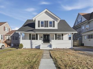 323 Burncoat St, Worcester, MA 01606