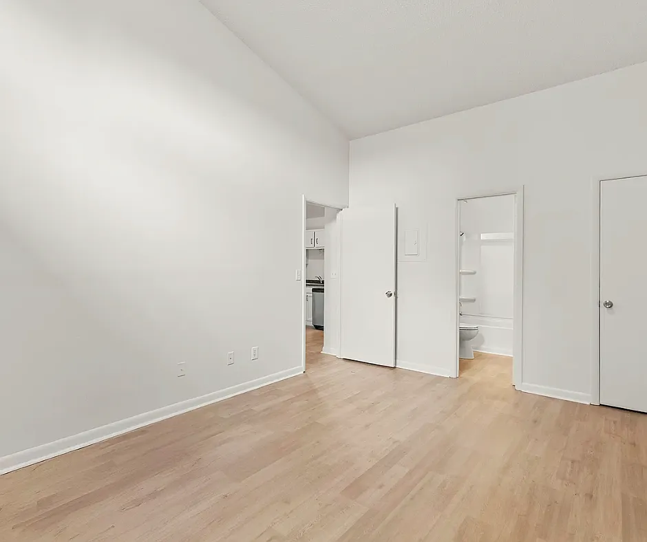 1 bed, 600 sqft, $745 — Photo 2