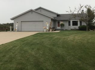 W259N9459 Riverview Dr, Colgate, WI 53017