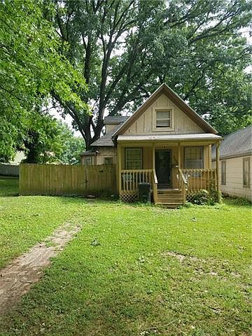 1st image of 3829 Thompson Ave