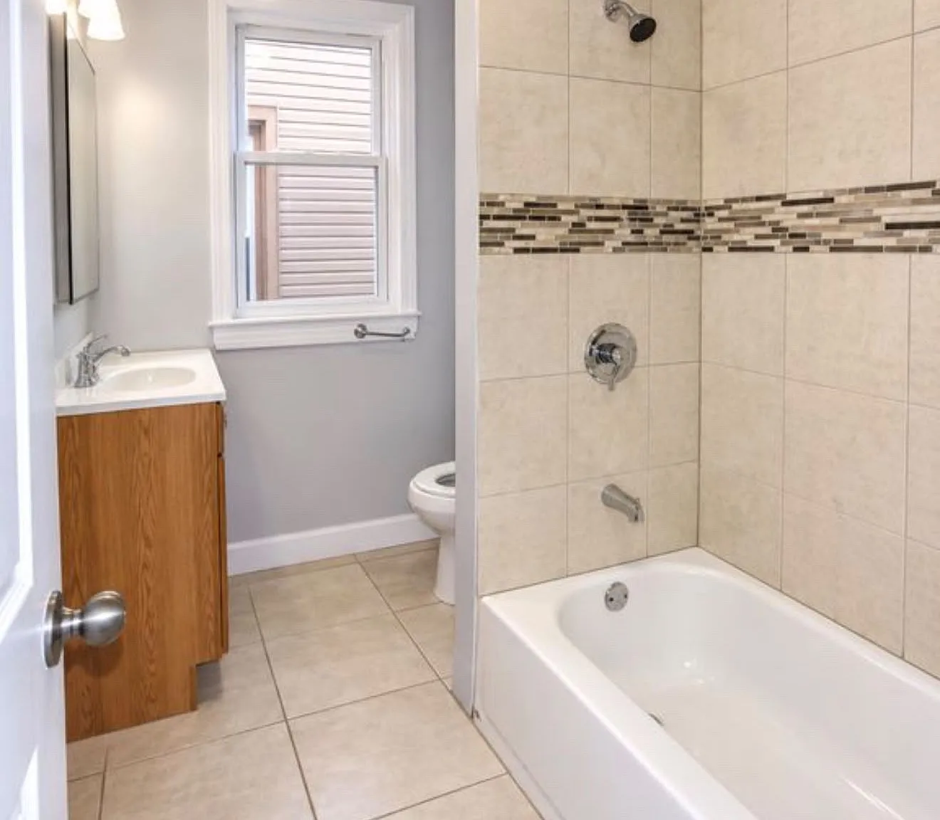 143 Park Ave — Photo 2