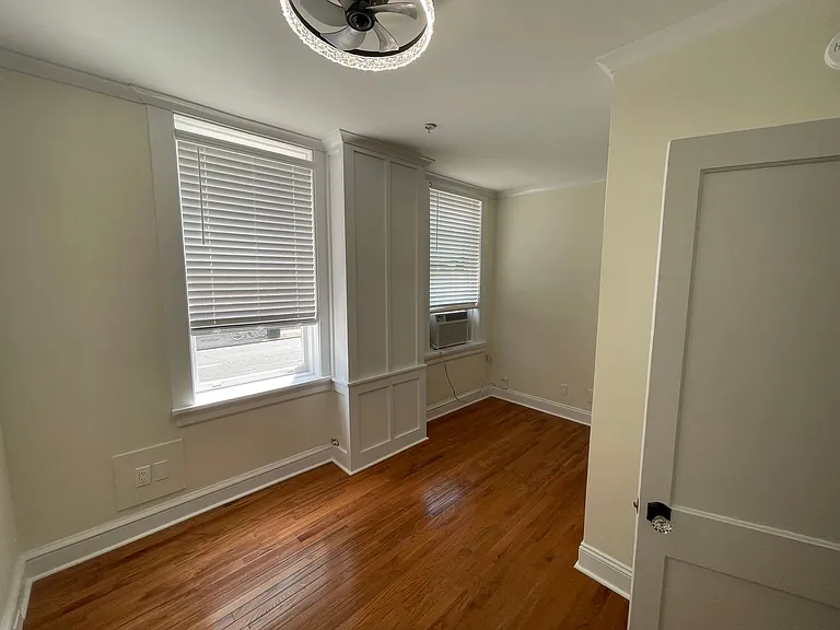 24 E Liberty St #16B — Photo 14