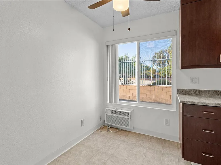 Blairwood Independence — Photo 14