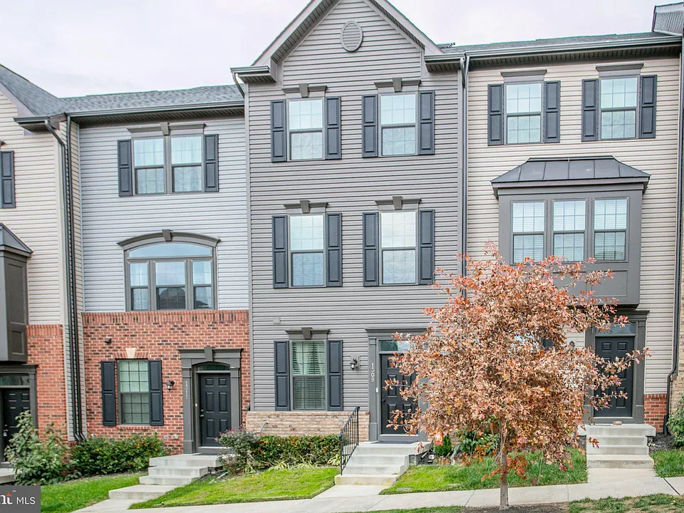 1309 Trestle Dr