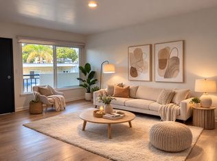 251 N Oakland Ave #D, Pasadena, CA 91101