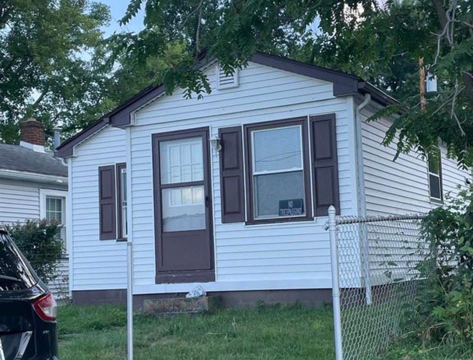 1st image of 1665 Gilbert Ave