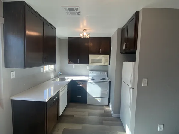 1014B E Bridger Ave, Las Vegas, NV