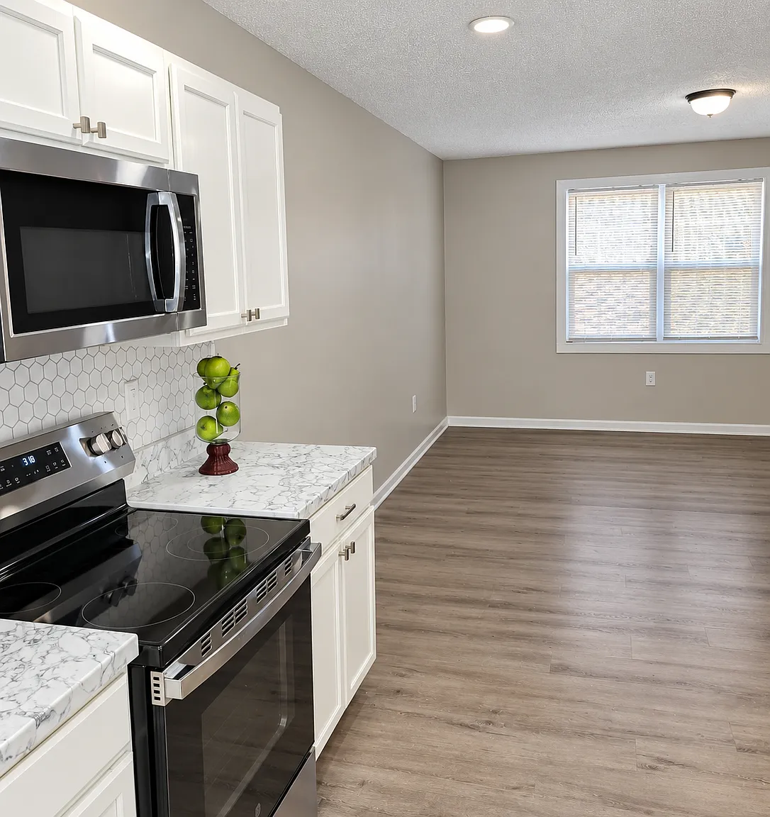 2 bed, 3076 sqft, $875 — Photo 4