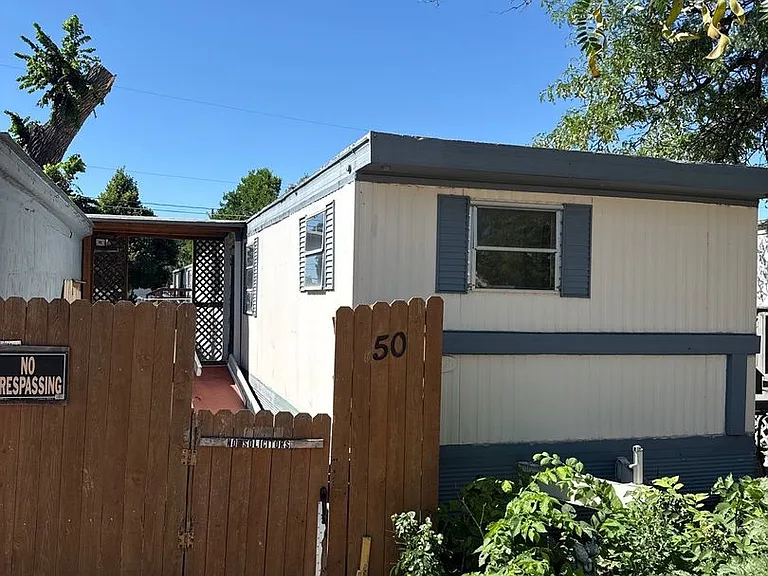 413 Iris Dr #50 — Photo 3