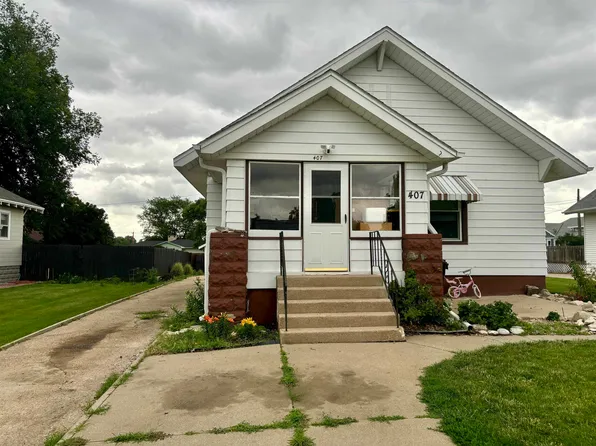407 N Elm St, Plainview, NE 68769