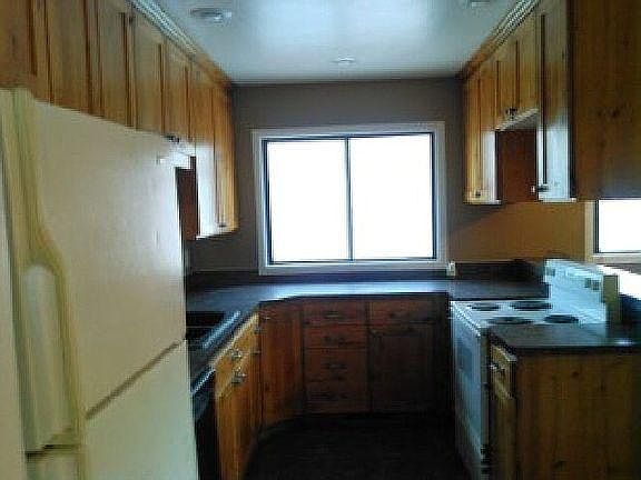 5th image of 1140 Merritt Dr