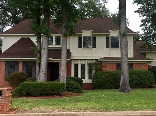 5920 Foxcroft Rd, Tyler, TX 75703