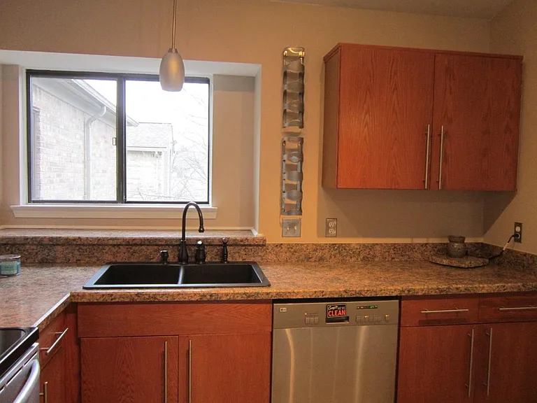 42697 Lilley Pointe Dr — Photo 5