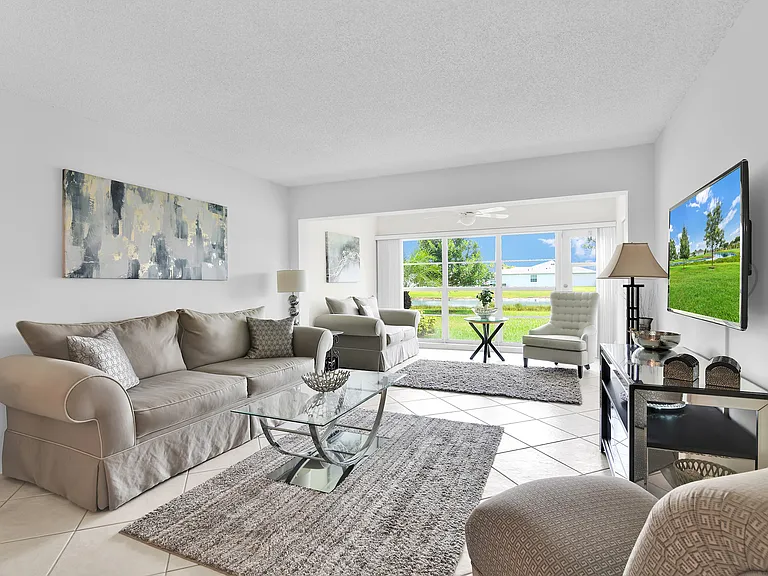 5910 Via Delray #C — Photo 8