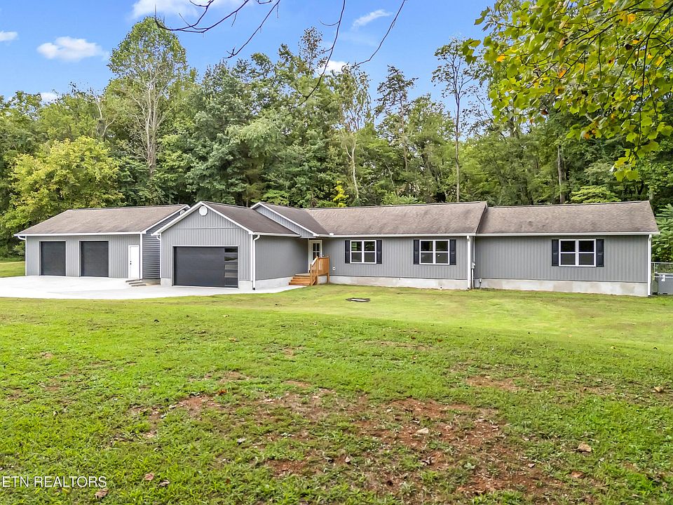 1st image of 1823 Westside Park Dr