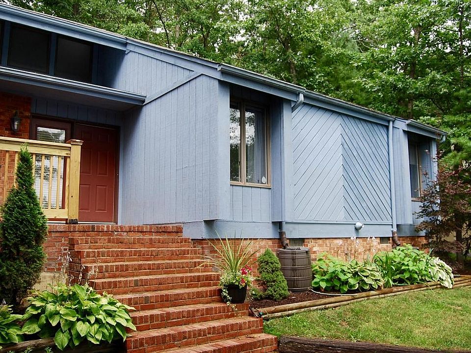 1st image of 129 Mackle Ln