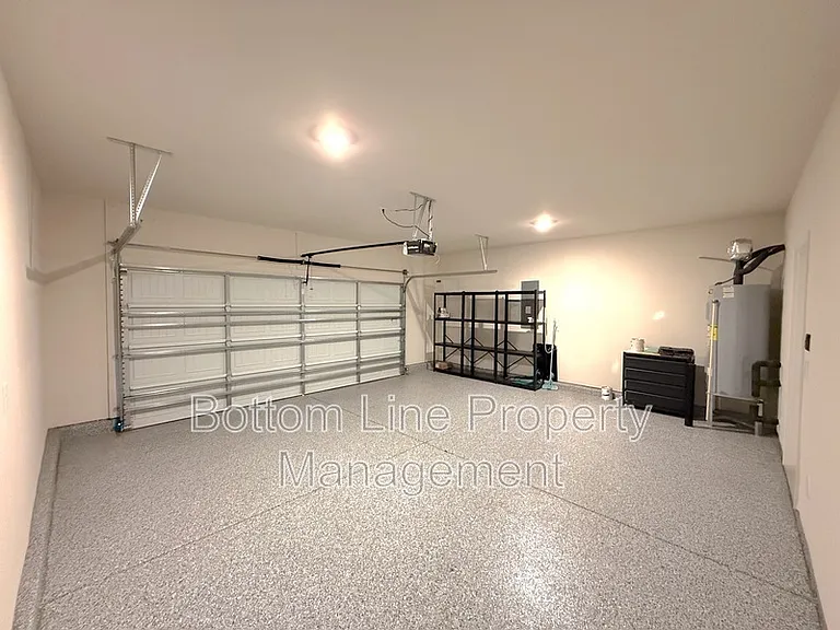 629 Cranford Dr — Photo 8
