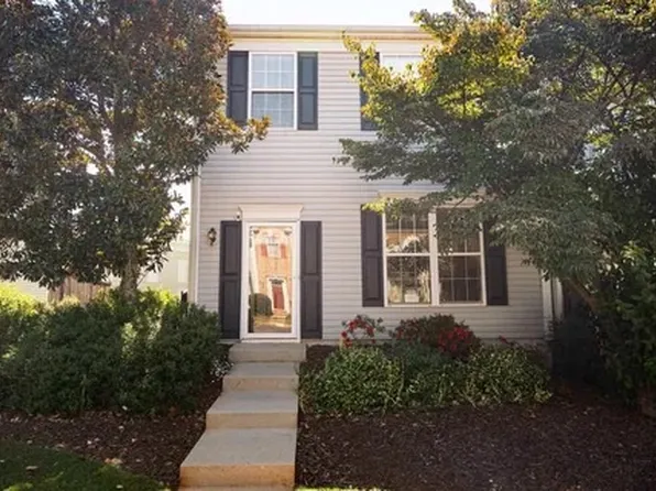 126 Waterford Park Dr, Greer, SC 29650