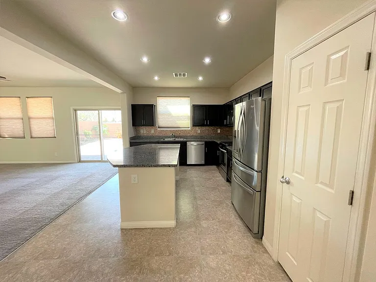 7063 Claythorn Rd — Photo 12