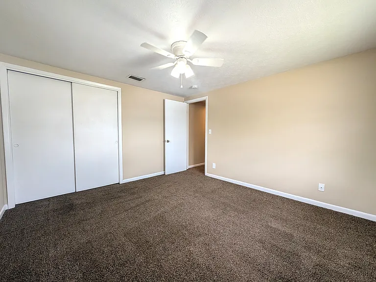6036 Bizier Rd — Photo 17