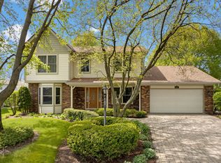 1337 Winchester Ct, Naperville, IL 60563
