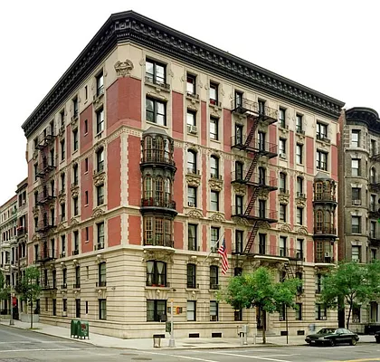 Rented by Metropolitan Equities | media 8