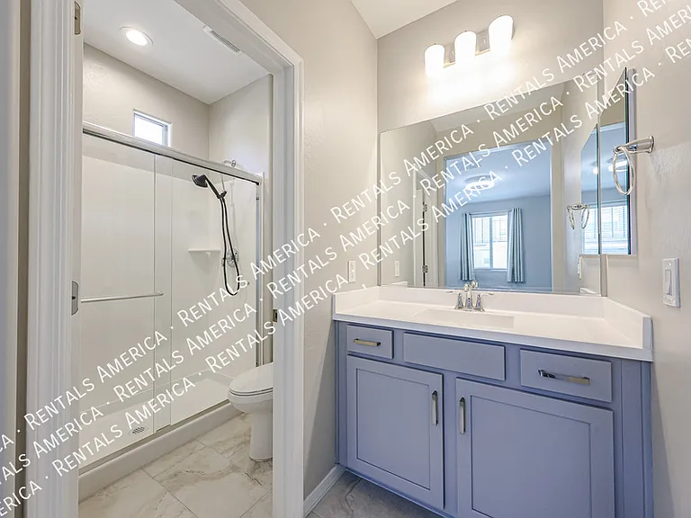 9978 W Piccadilly Rd — Photo 21