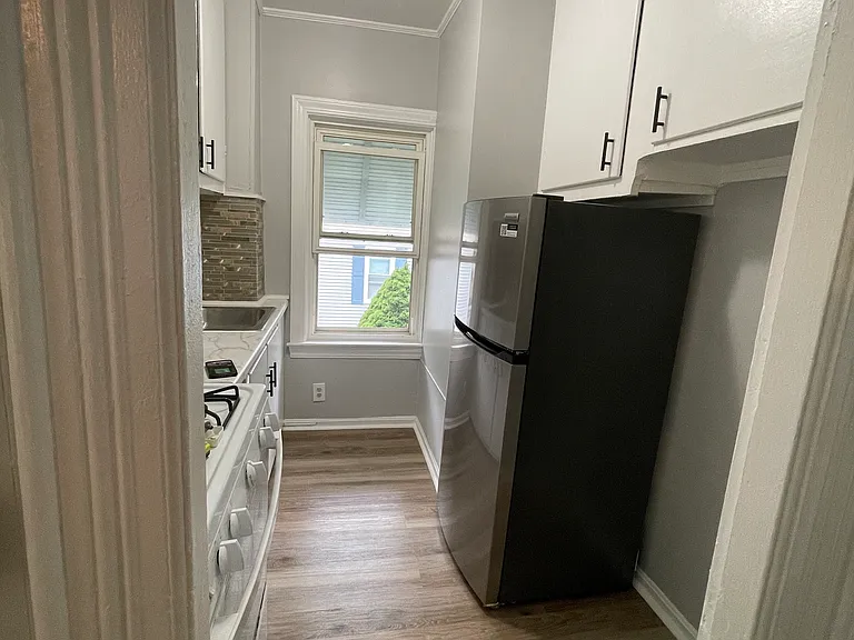 204 Hood St #1 — Photo 4
