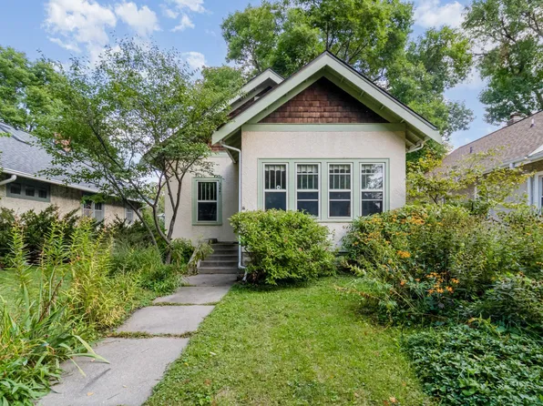 3221 32nd Ave S, Minneapolis, MN 55406