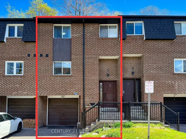 119 Henderson Ave #3, Markham, ON L3T 2L3